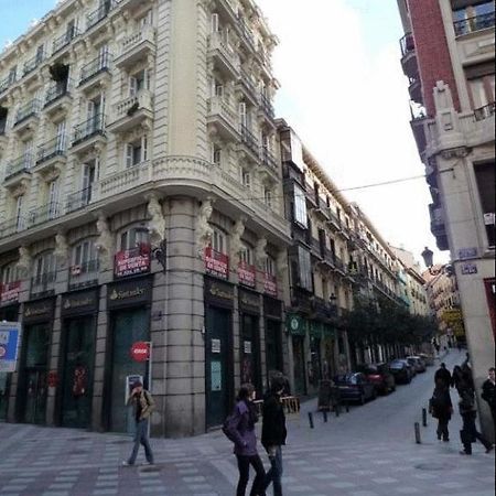 Hostal Hispalense Madrid Bagian luar foto