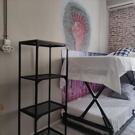 Hostal Hispalense Madrid Bagian luar foto