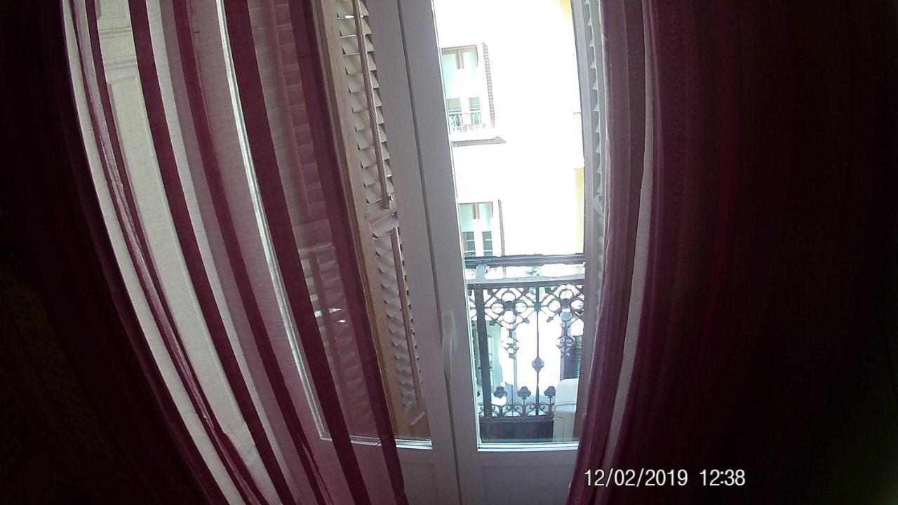 Hostal Hispalense Madrid Bagian luar foto