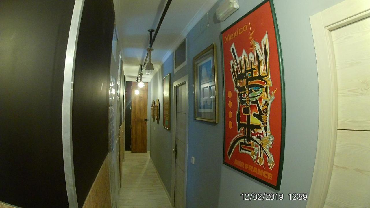 Hostal Hispalense Madrid Bagian luar foto