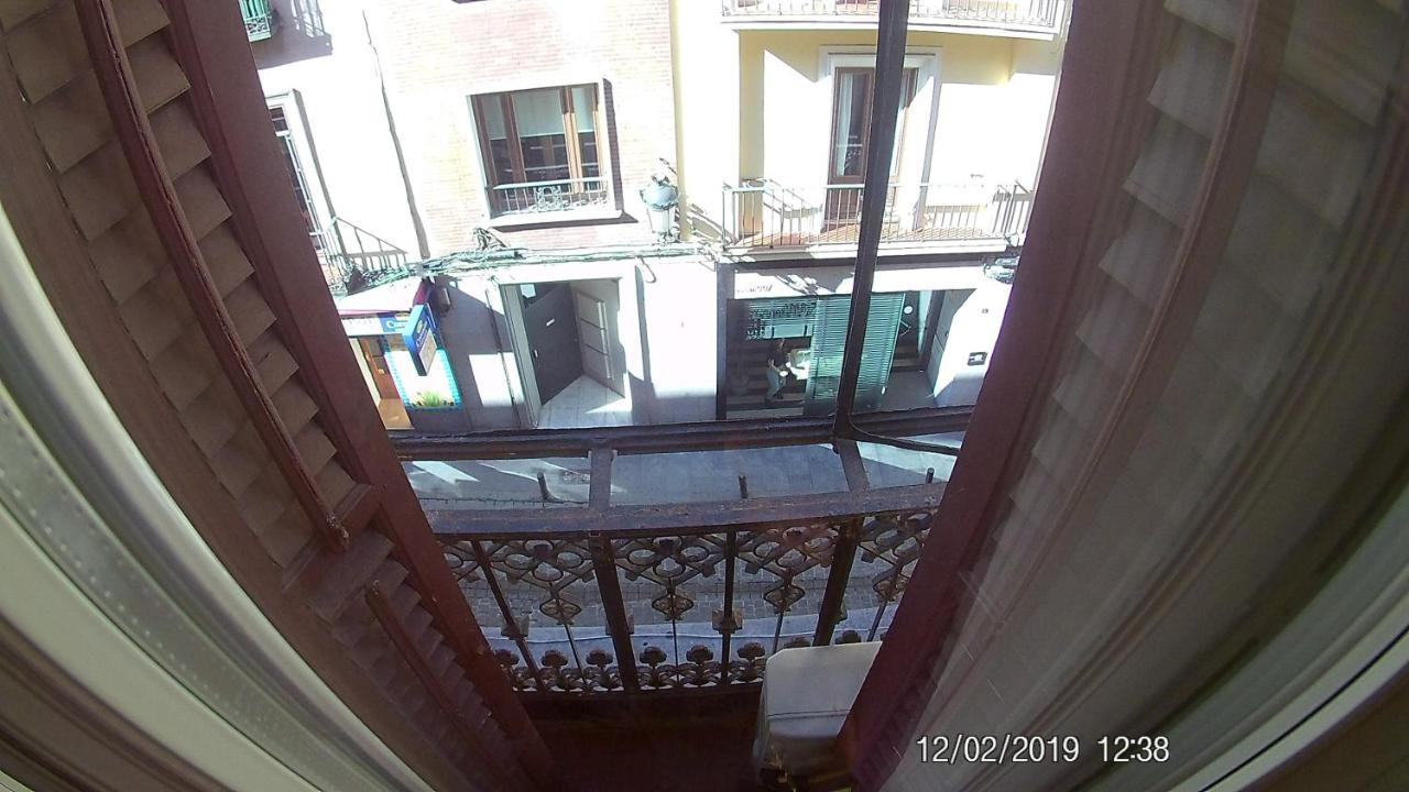 Hostal Hispalense Madrid Bagian luar foto